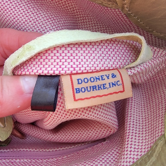 Dooney And Bourke Croc Embossed Leather Hobo Bag In Pistachio - Picture 5 of 14